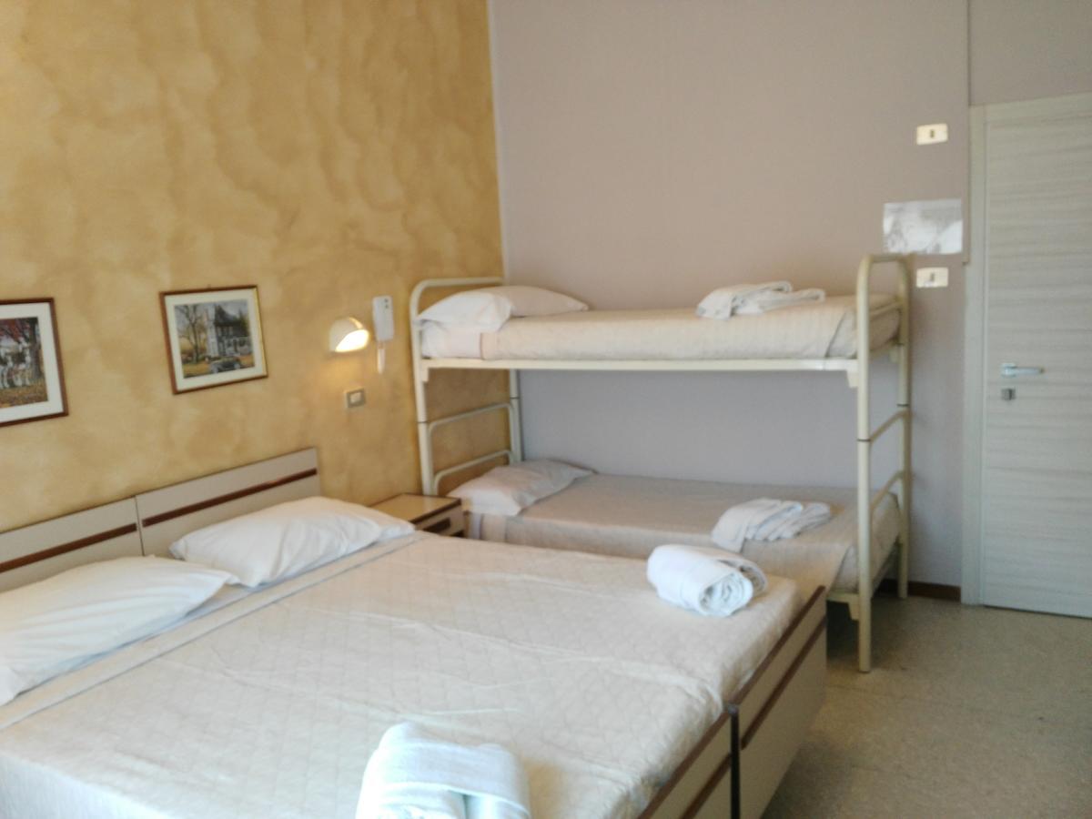 Hotel Marittimo Rimini Dış mekan fotoğraf