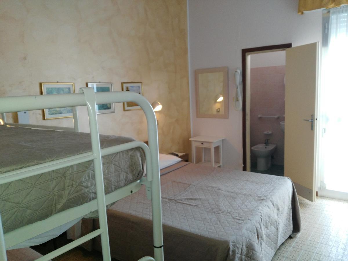 Hotel Marittimo Rimini Dış mekan fotoğraf