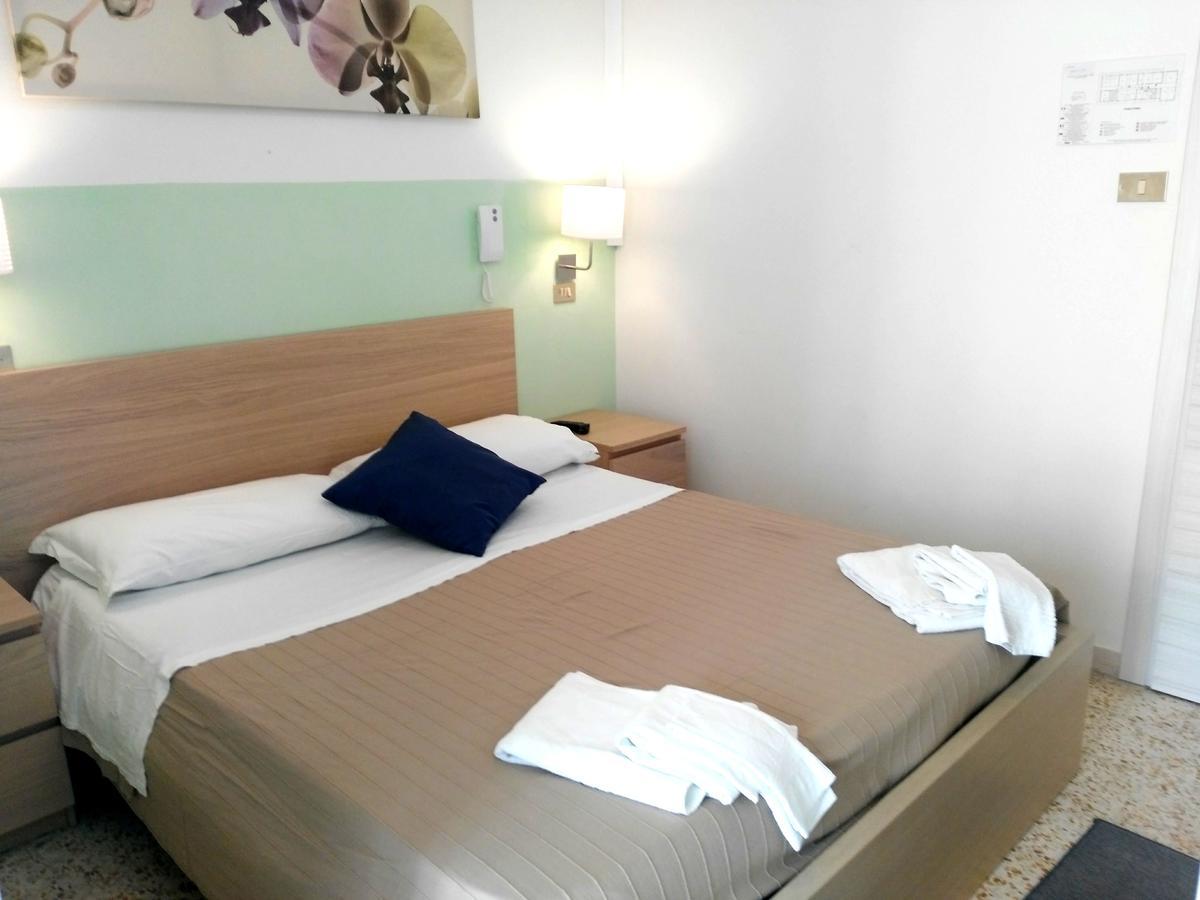 Hotel Marittimo Rimini Dış mekan fotoğraf