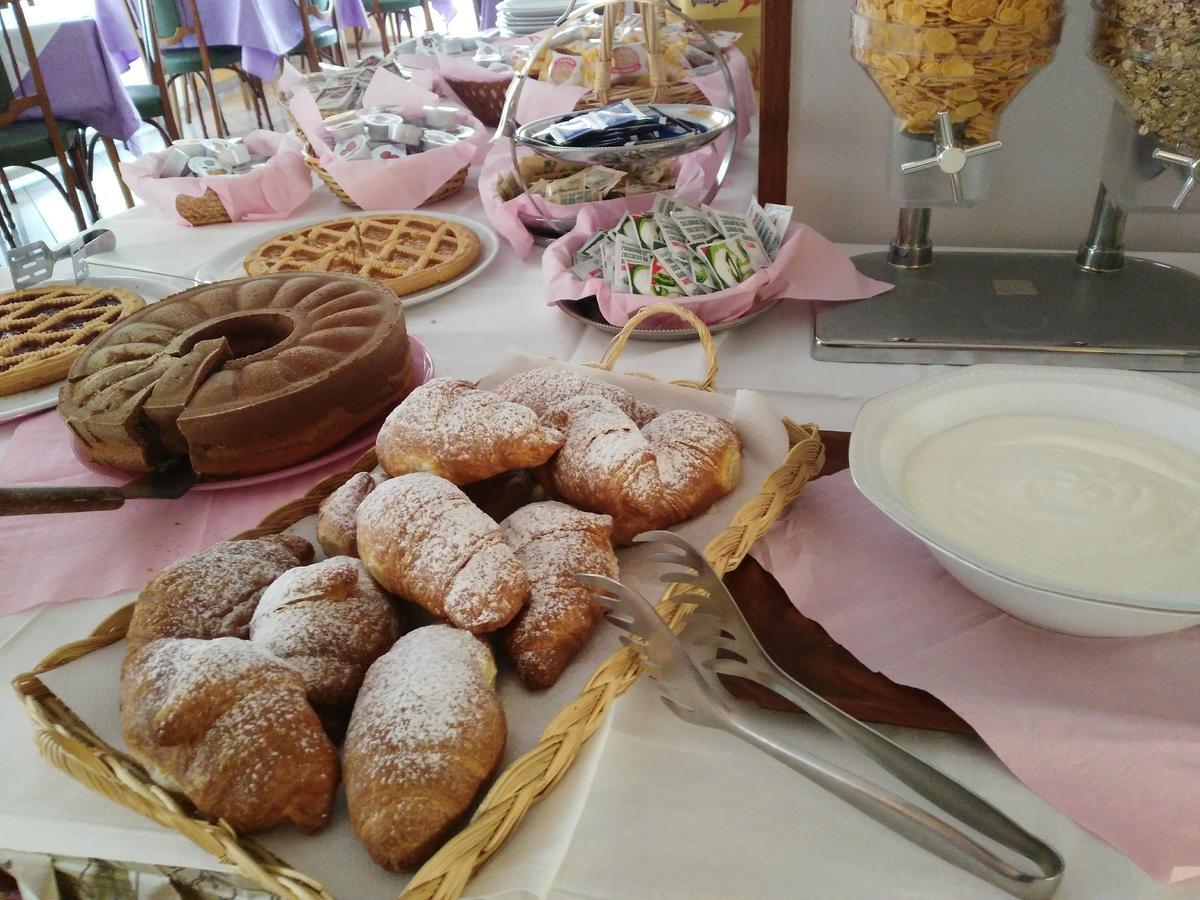 Hotel Marittimo Rimini Dış mekan fotoğraf