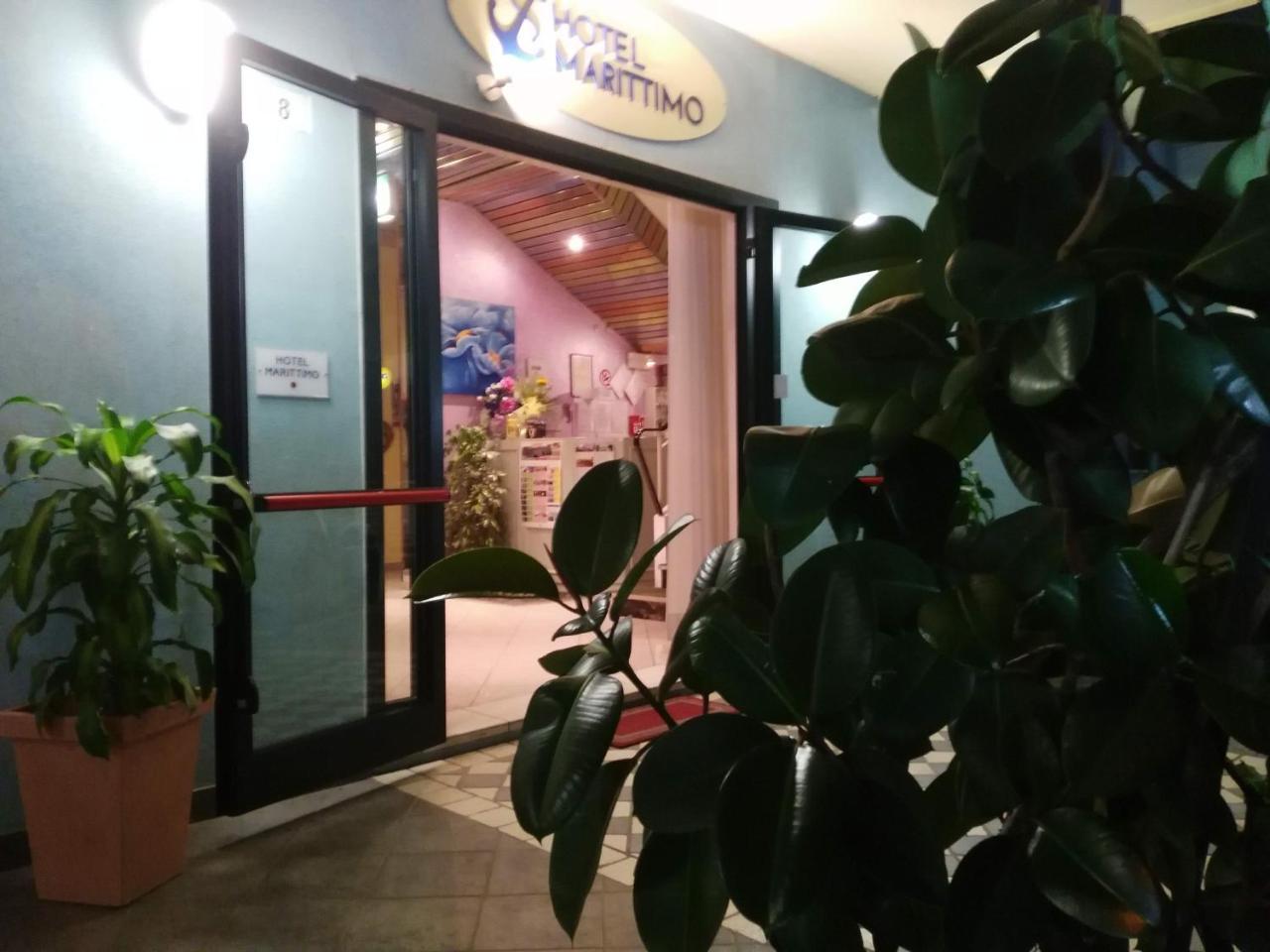 Hotel Marittimo Rimini Dış mekan fotoğraf