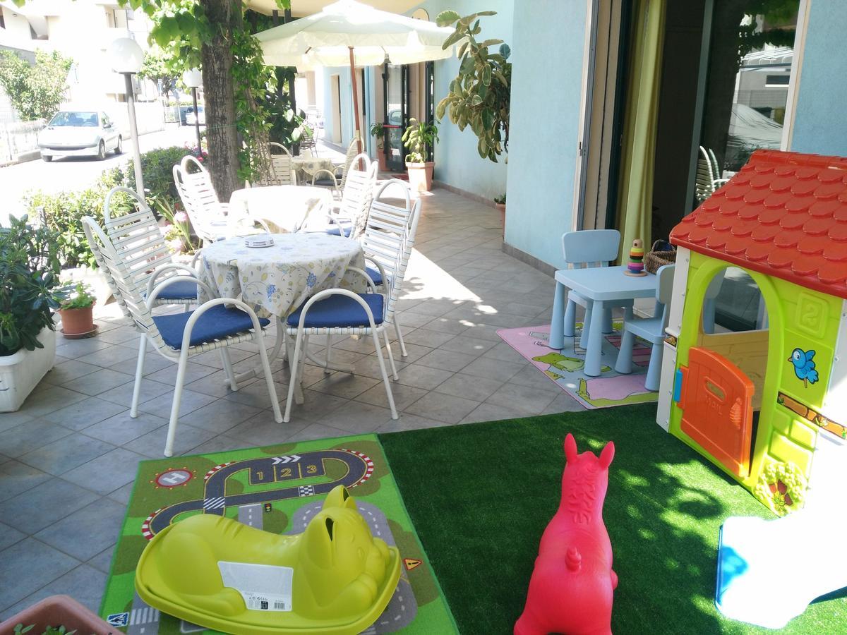 Hotel Marittimo Rimini Dış mekan fotoğraf