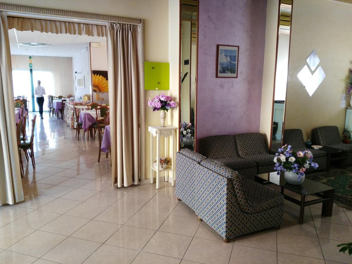 Hotel Marittimo Rimini Dış mekan fotoğraf